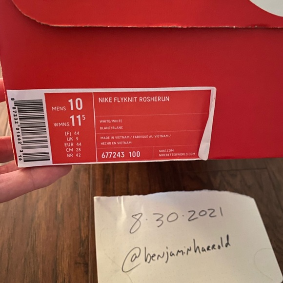 Nike Flyknit size 10 - Picture 4 of 4
